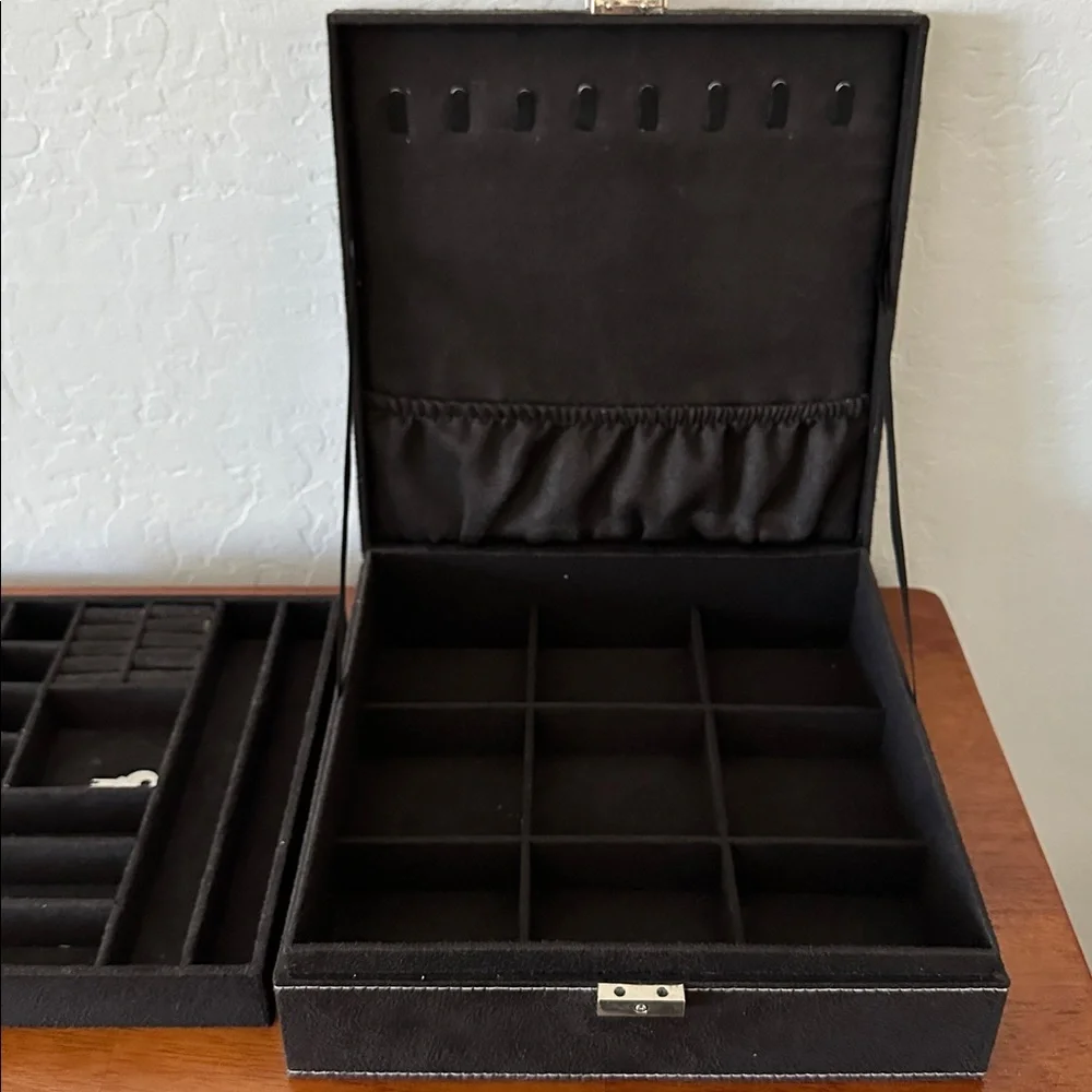 Large Black Jewelry Velvet Organizer Box with key lock